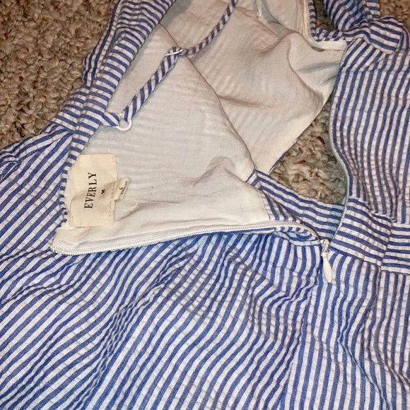 Like new everly blue and white striped romper - Picture 8 of 9